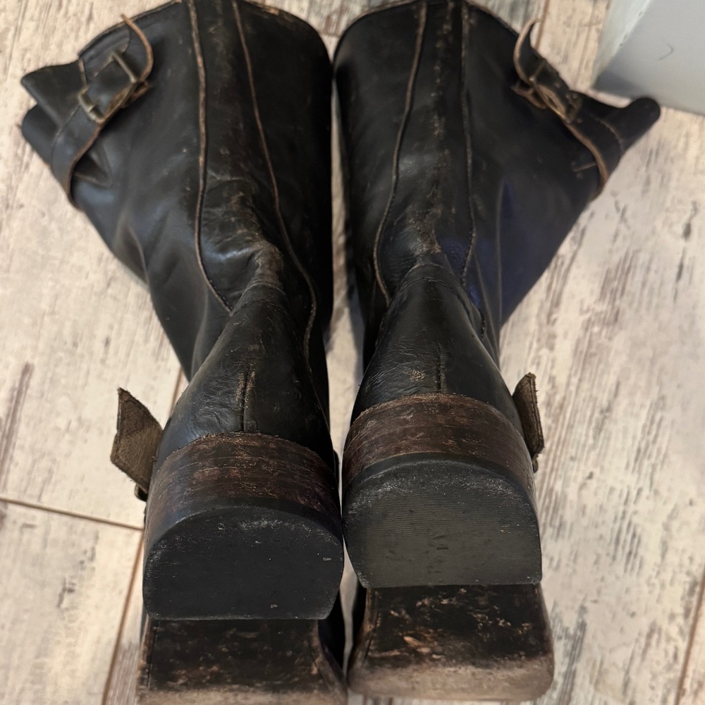 FREEBIRD CROSBY BOOTS | BLK DISTRESSED LEATHER | MOTO FESTIVAL | Free People | 9 - Picture 14 of 15